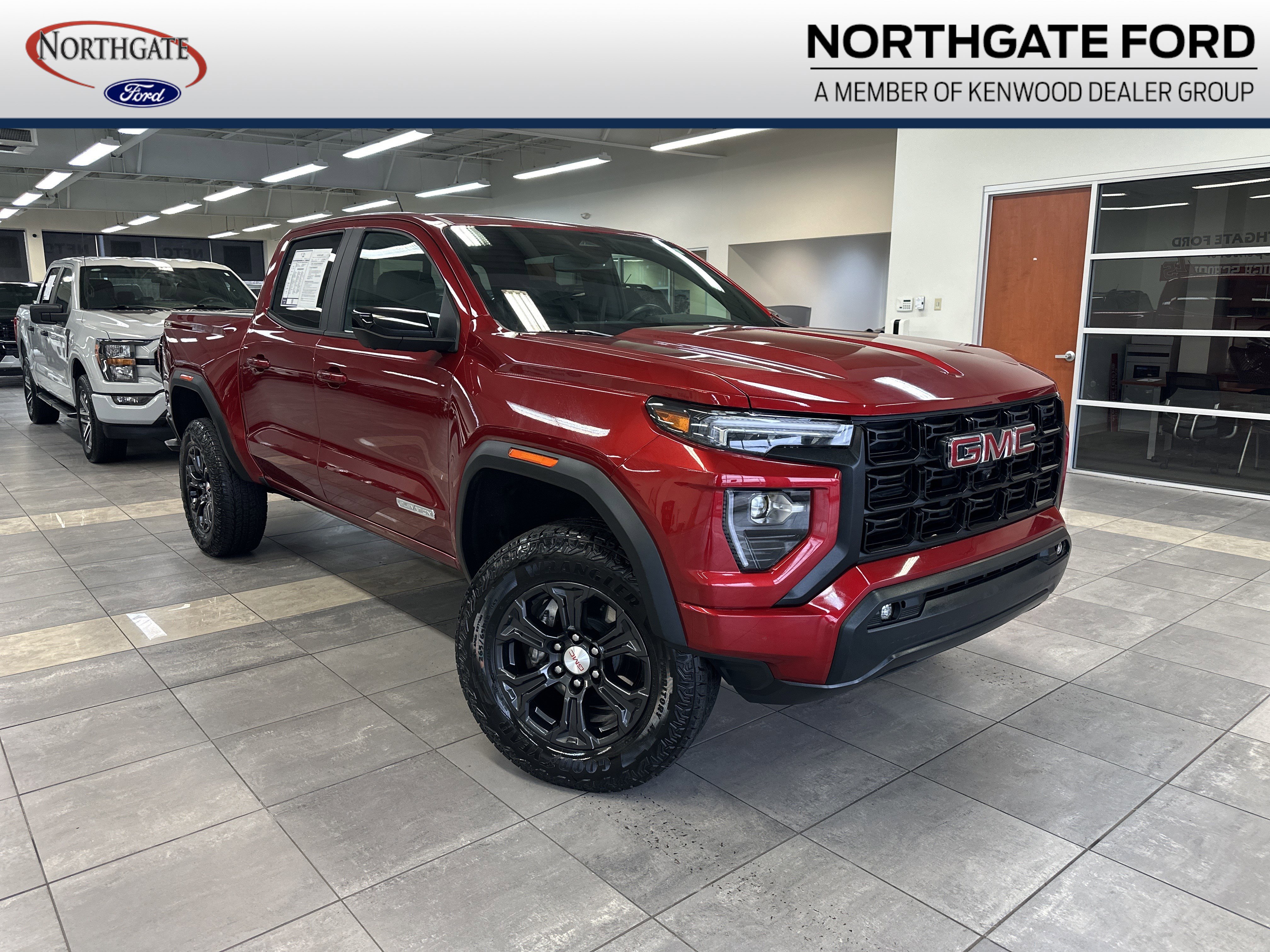 Used 2023 GMC Canyon Elevation w/ Convenience Package image 1