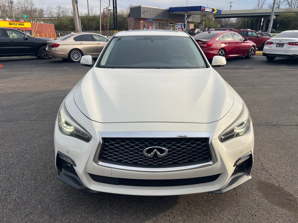 Used 2018 INFINITI Q50 Sport w/ Sensory Package (Sport) AWD/4WD image 4