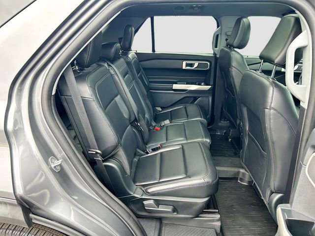 Certified 2021 Ford Explorer XLT w/ Equipment Group 202A image 31