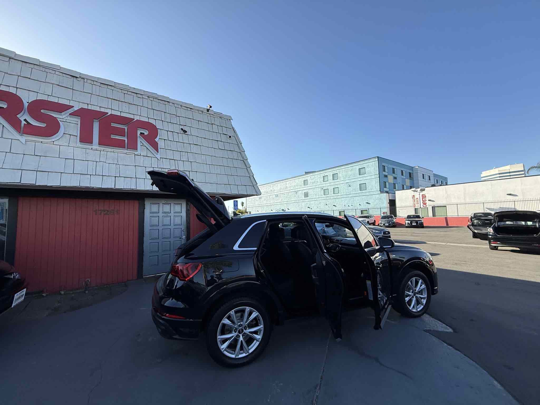 Used 2022 Audi Q3 2.0T Premium Plus w/ Premium Plus Package image 43