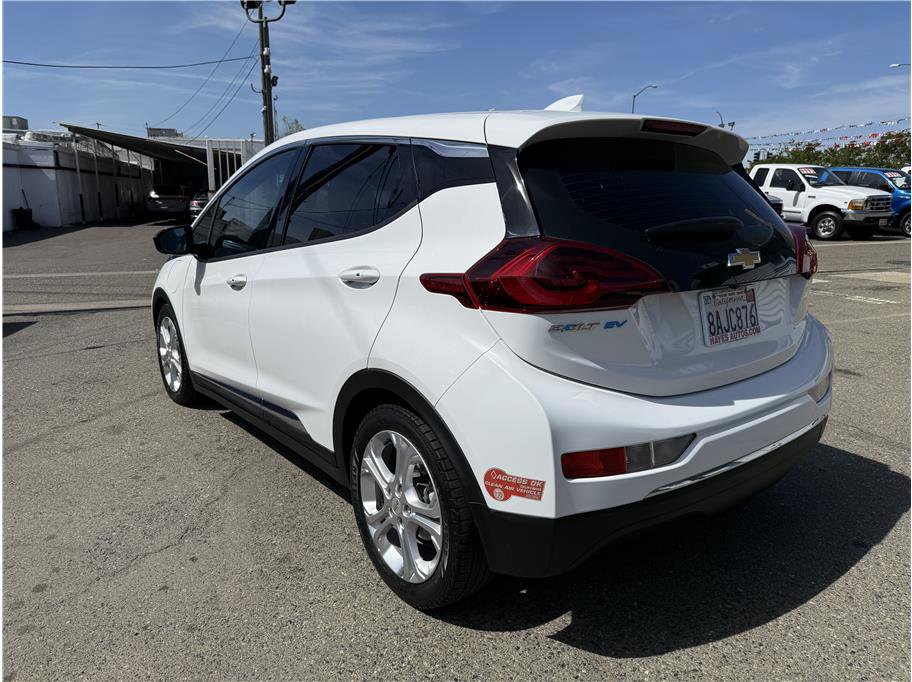 Used 2017 Chevrolet Bolt LT image 3