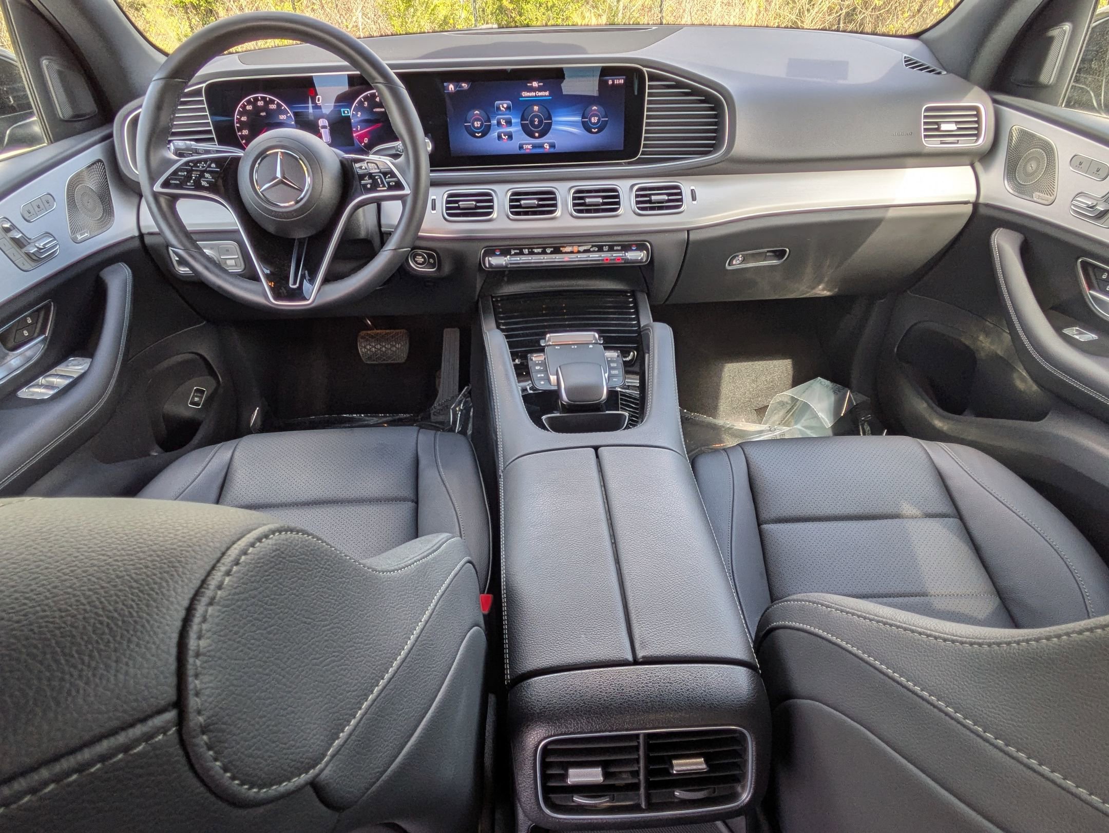 Used 2024 Mercedes-Benz GLE 450 4MATIC w/ AMG Line Exterior image 25