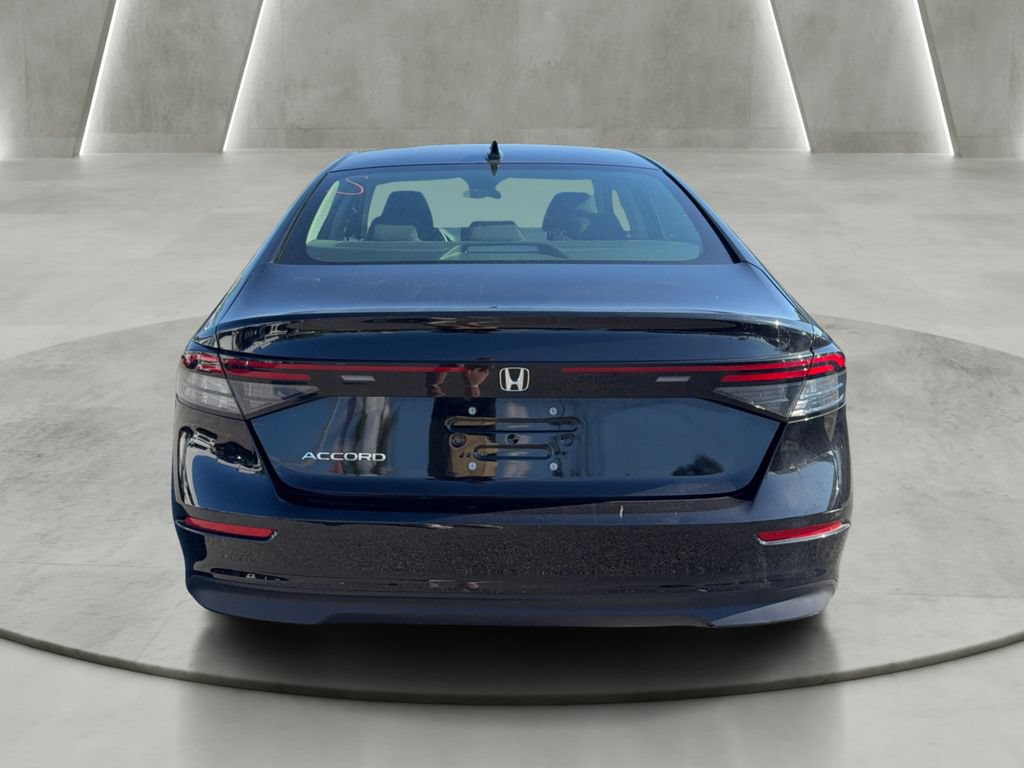 Used 2024 Honda Accord EX image 4