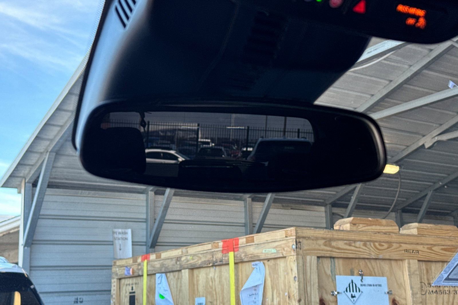 Used 2025 GMC Acadia Elevation image 23