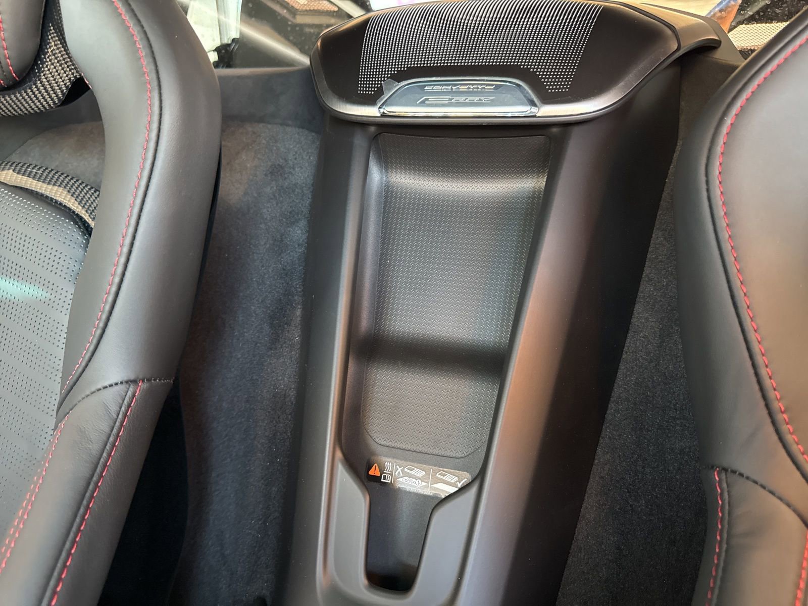 New 2025 Chevrolet Corvette E-Ray image 28