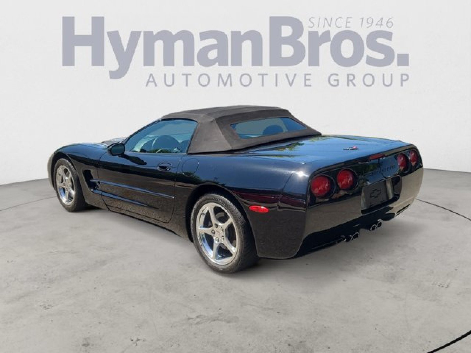 Used 2002 Chevrolet Corvette Convertible w/ Preferred Equipment Group2 RWD image 5
