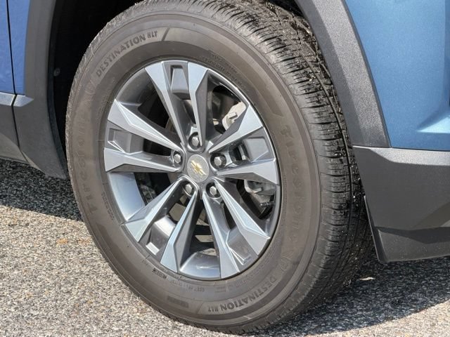 Used 2025 Chevrolet Equinox LT w/ Convenience Package II FWD image 9