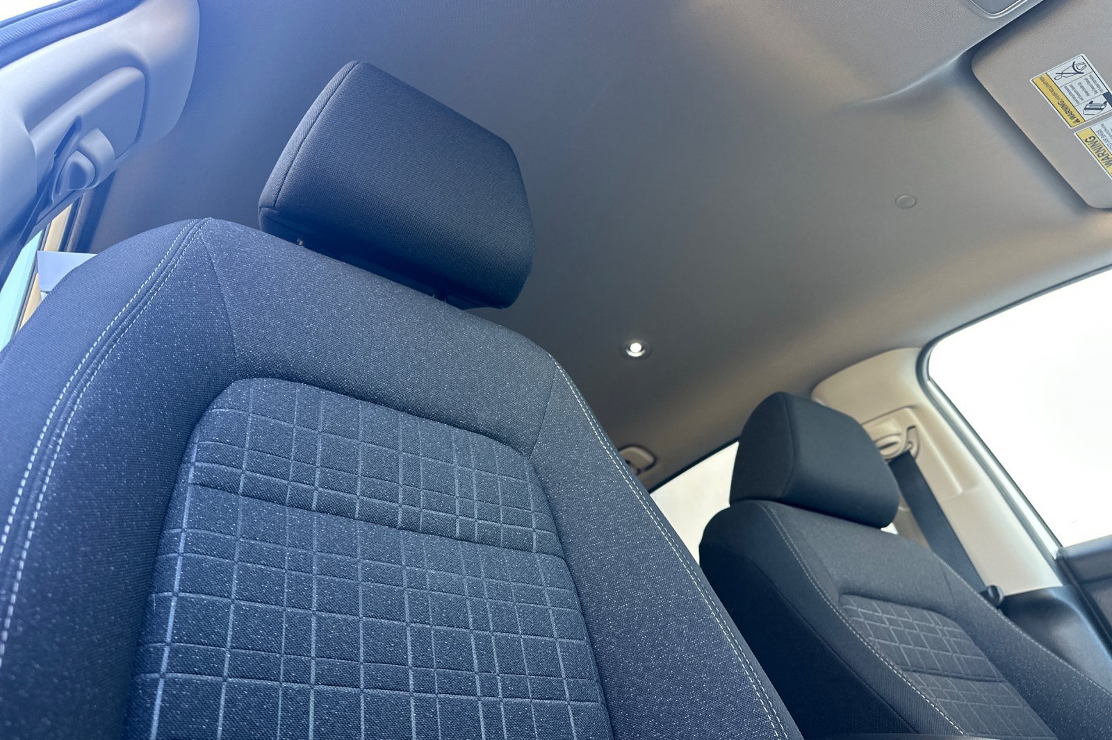 Certified 2025 Honda HR-V LX image 17