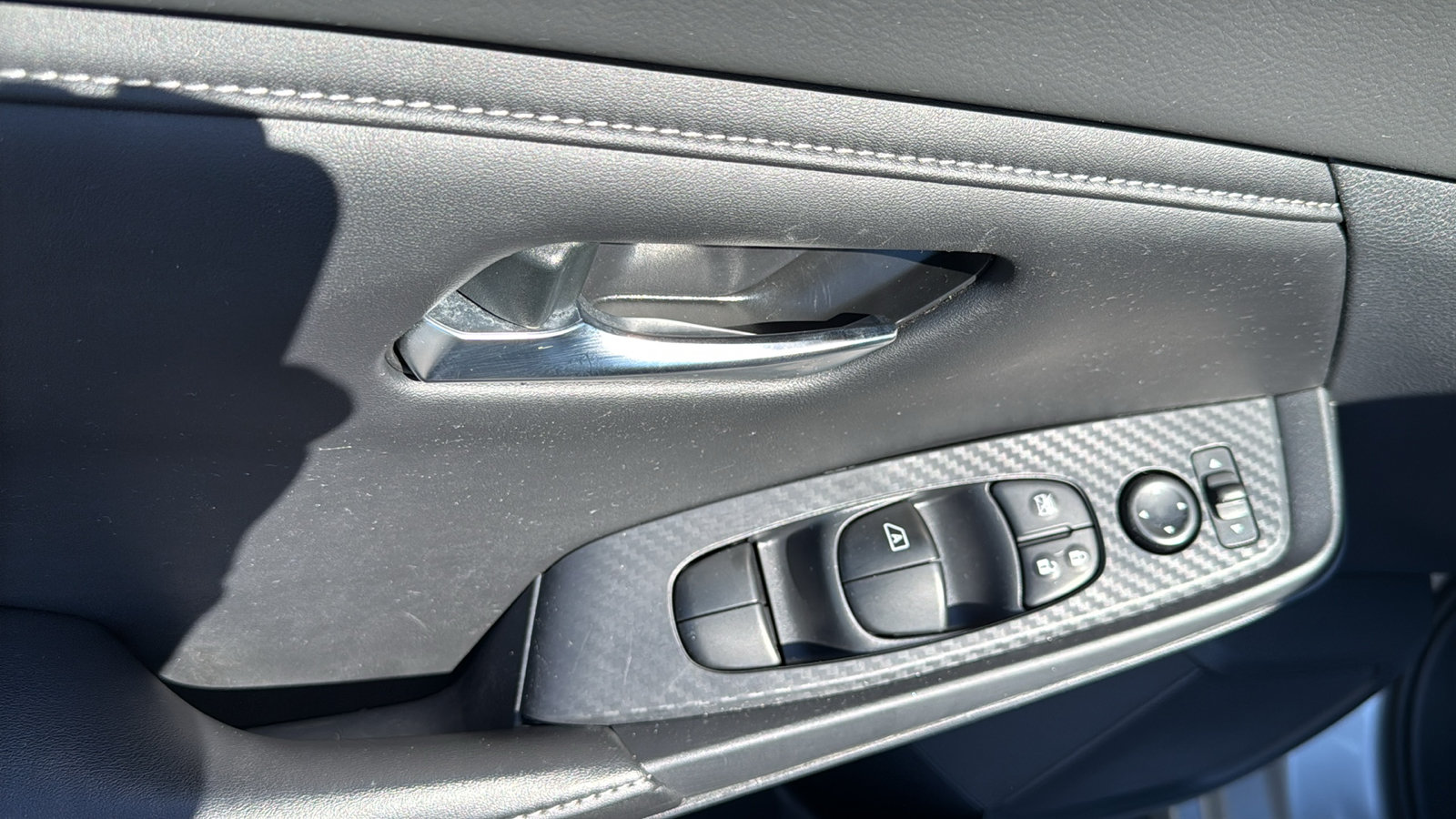 Certified 2022 Nissan Sentra SV FWD image 7