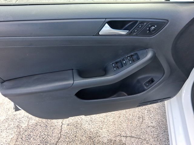 Used 2016 Volkswagen Jetta S image 13