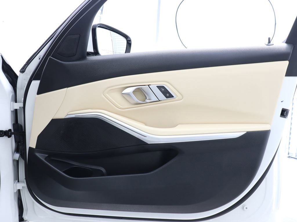 Used 2023 BMW 330i Sedan RWD image 40