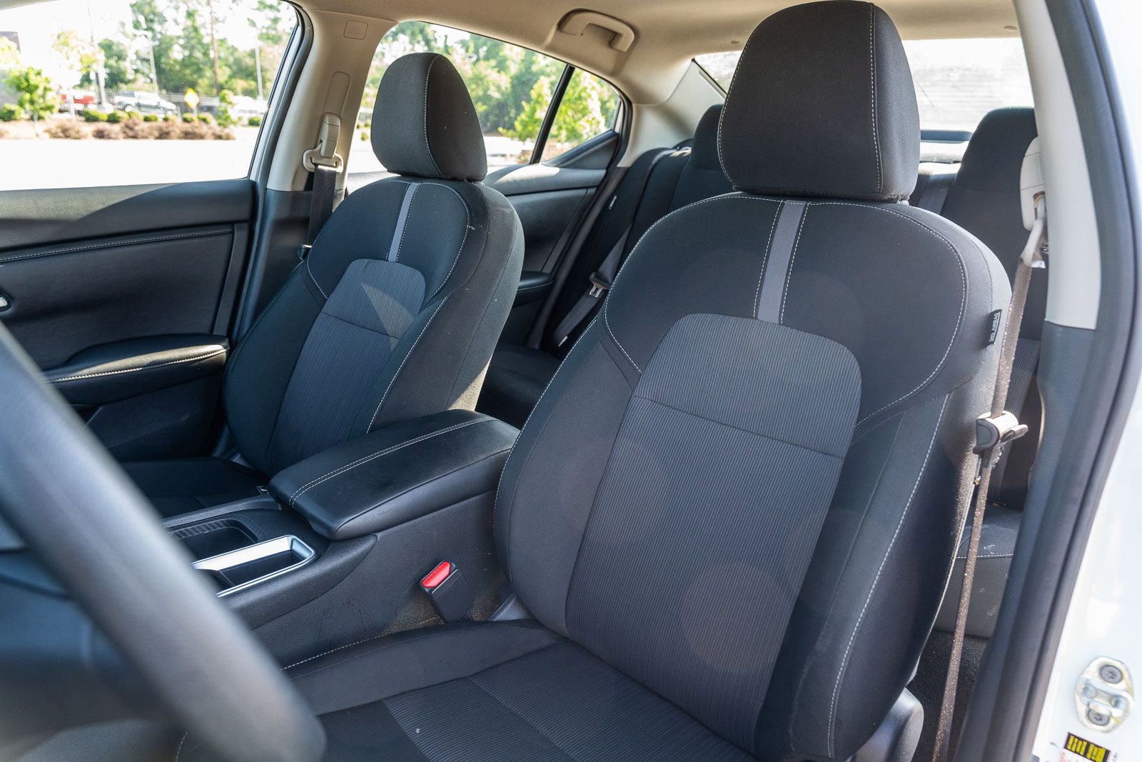 Used 2025 Nissan Sentra SV image 20