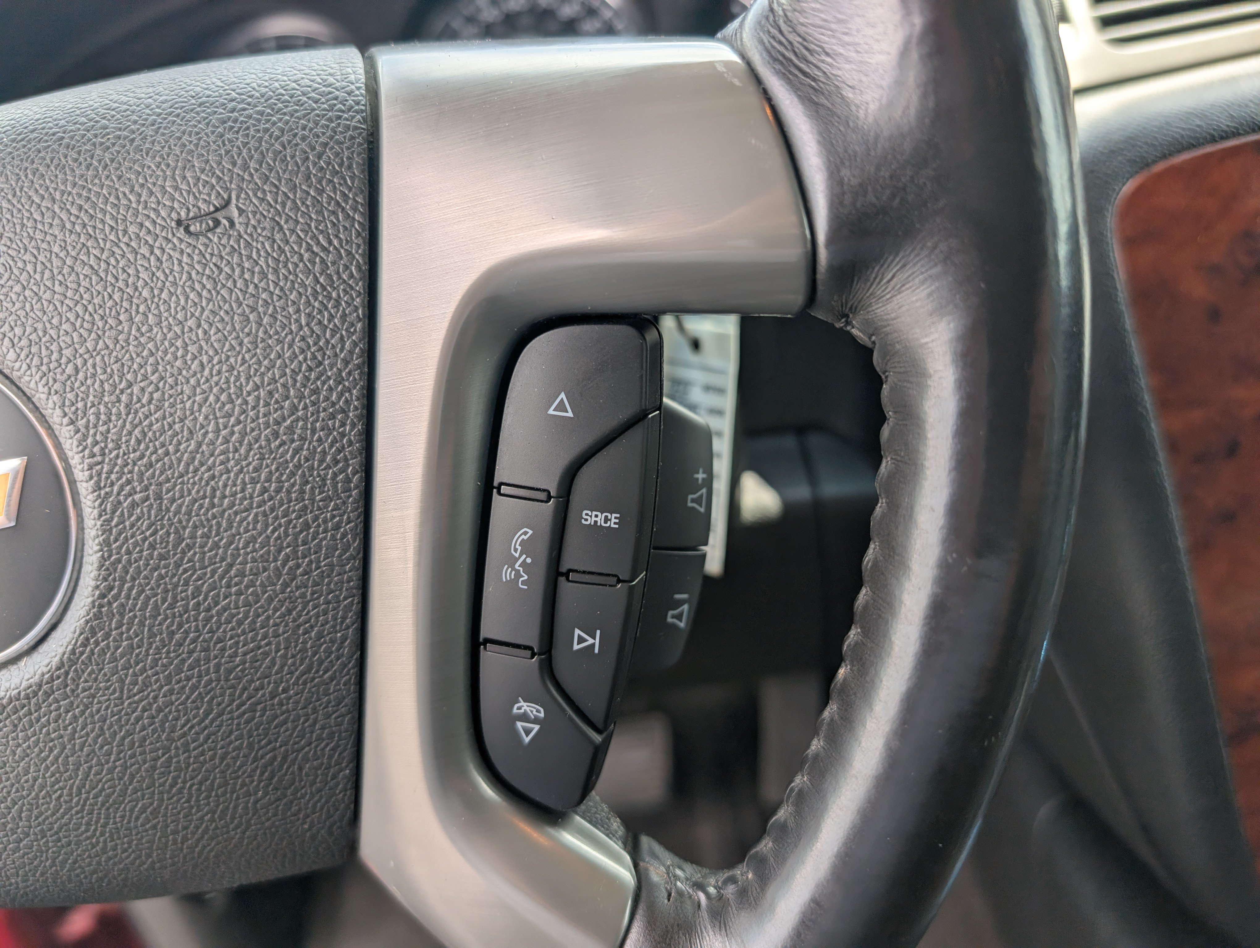 Used 2014 Chevrolet Tahoe LTZ AWD/4WD image 17