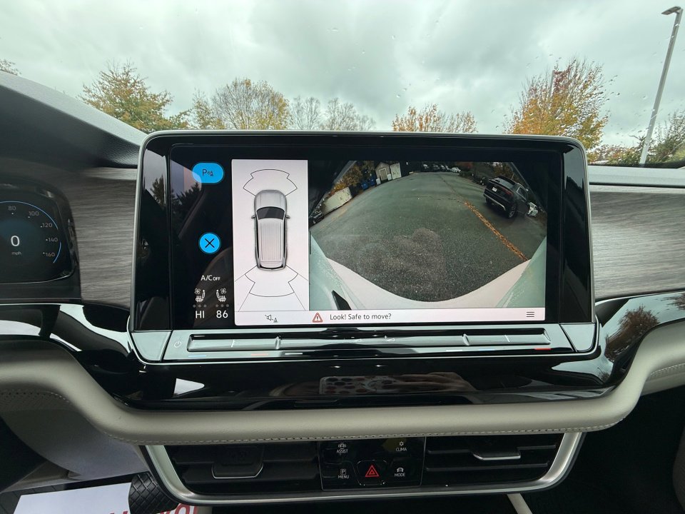 New 2026 Volkswagen Atlas SEL image 19