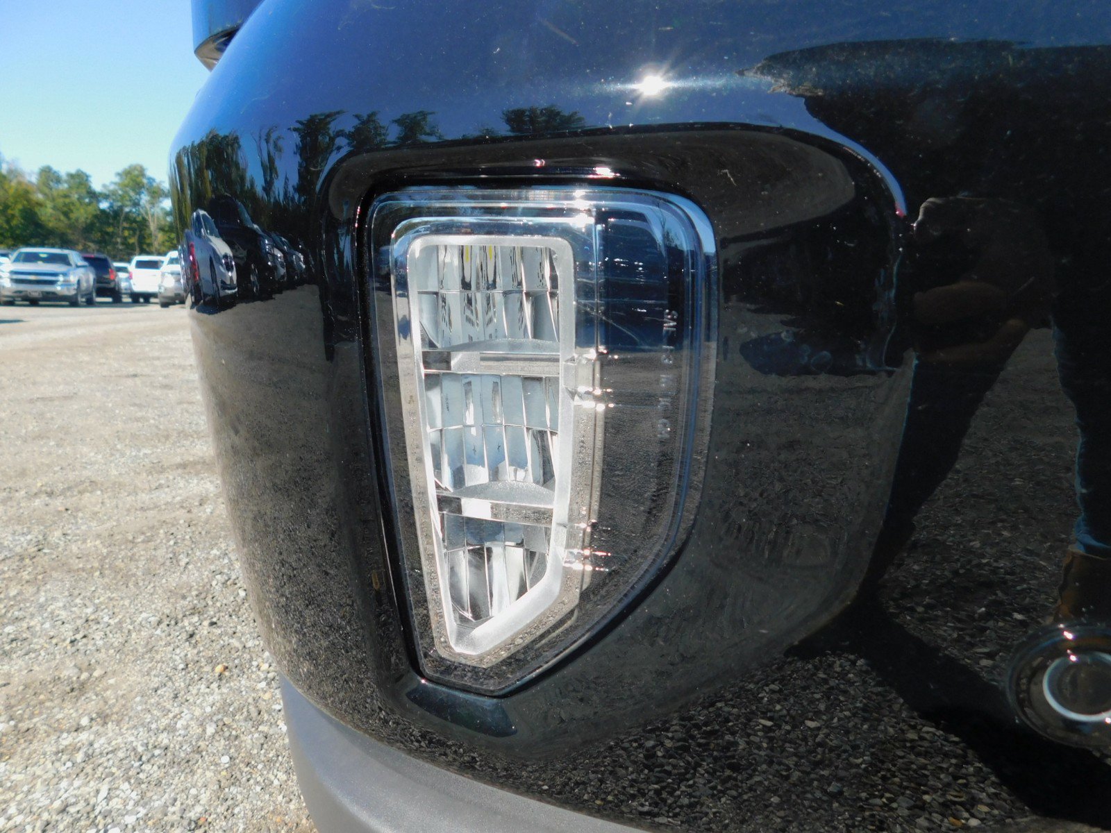 Used 2018 Chevrolet Silverado 1500 High Country image 52