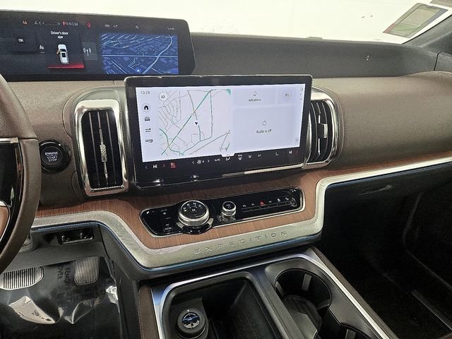 New 2025 Ford Expedition King Ranch AWD/4WD image 16