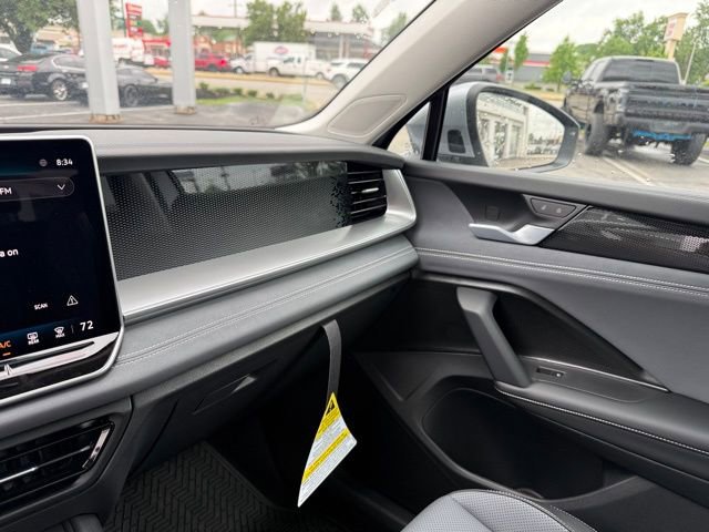 New 2026 Volkswagen Tiguan SE FWD image 18