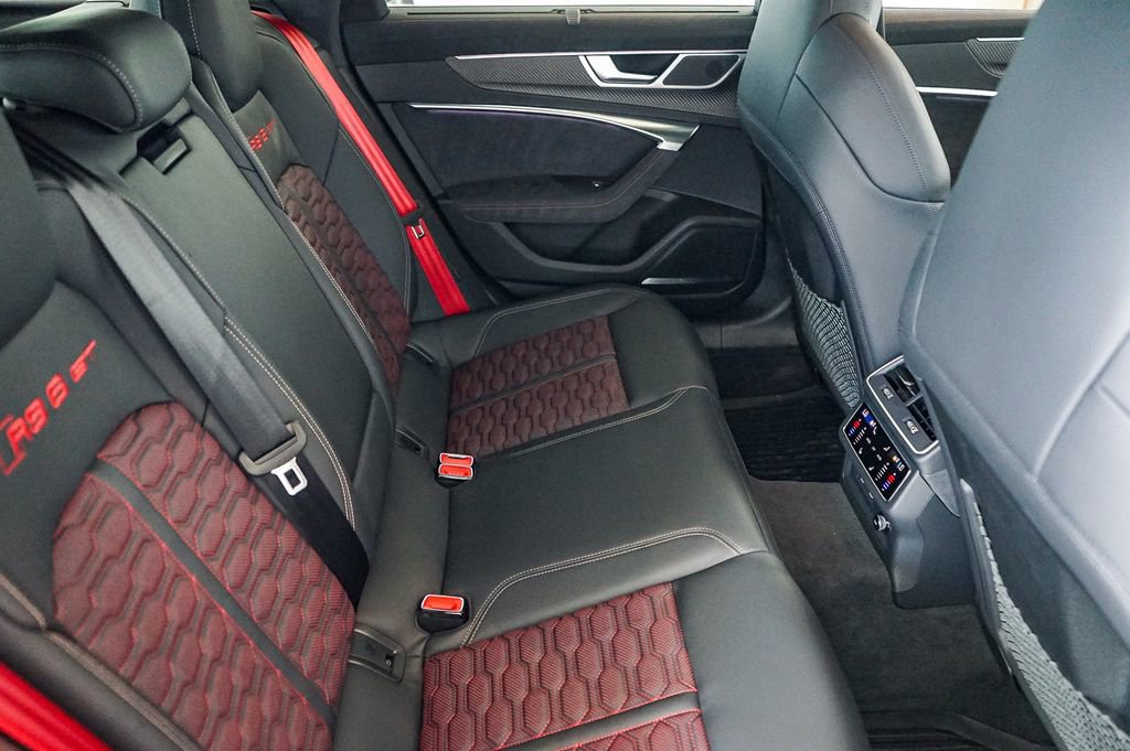 Used 2025 Audi RS 6 performance AWD/4WD image 25