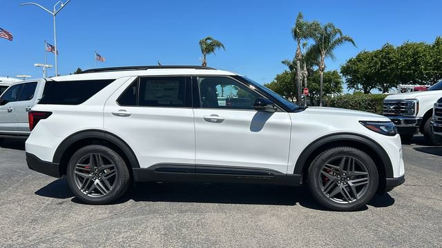 New 2026 Ford Explorer ST w/ Sun And Sound Package AWD/4WD image 2