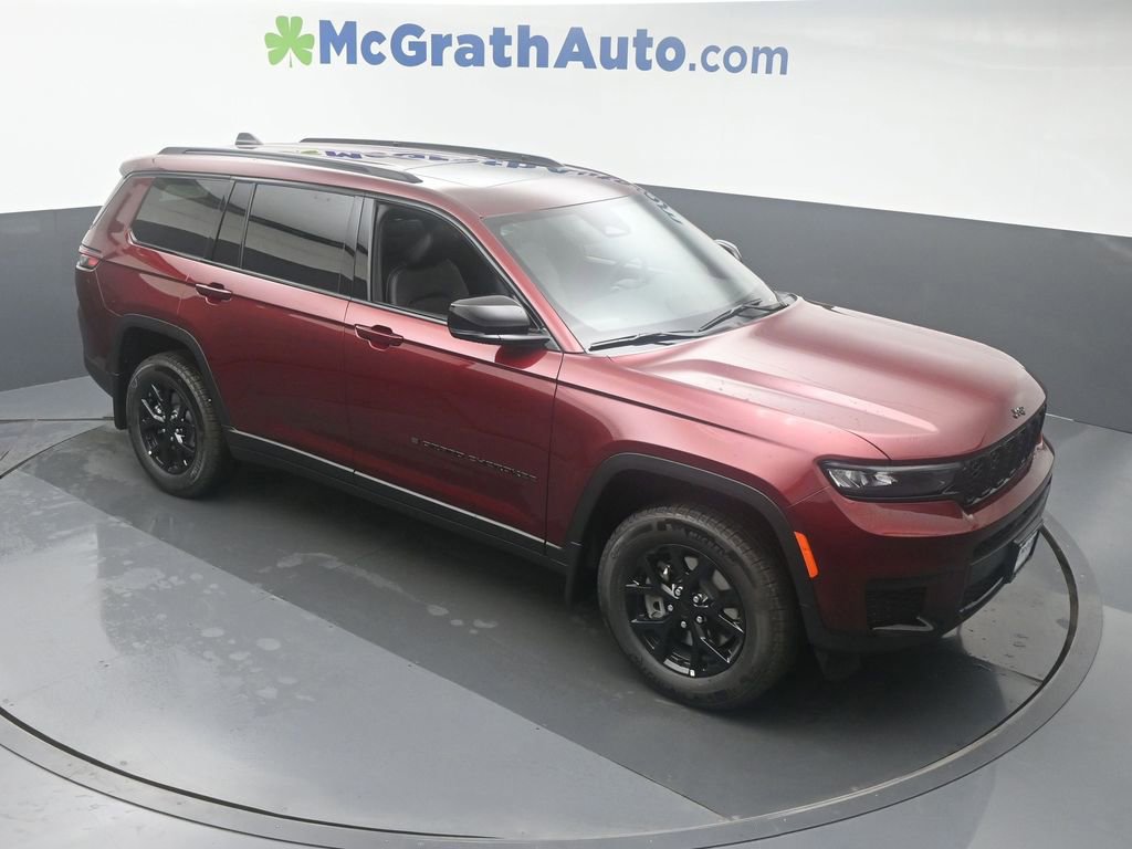 Used 2025 Jeep Grand Cherokee L Altitude AWD/4WD image 3