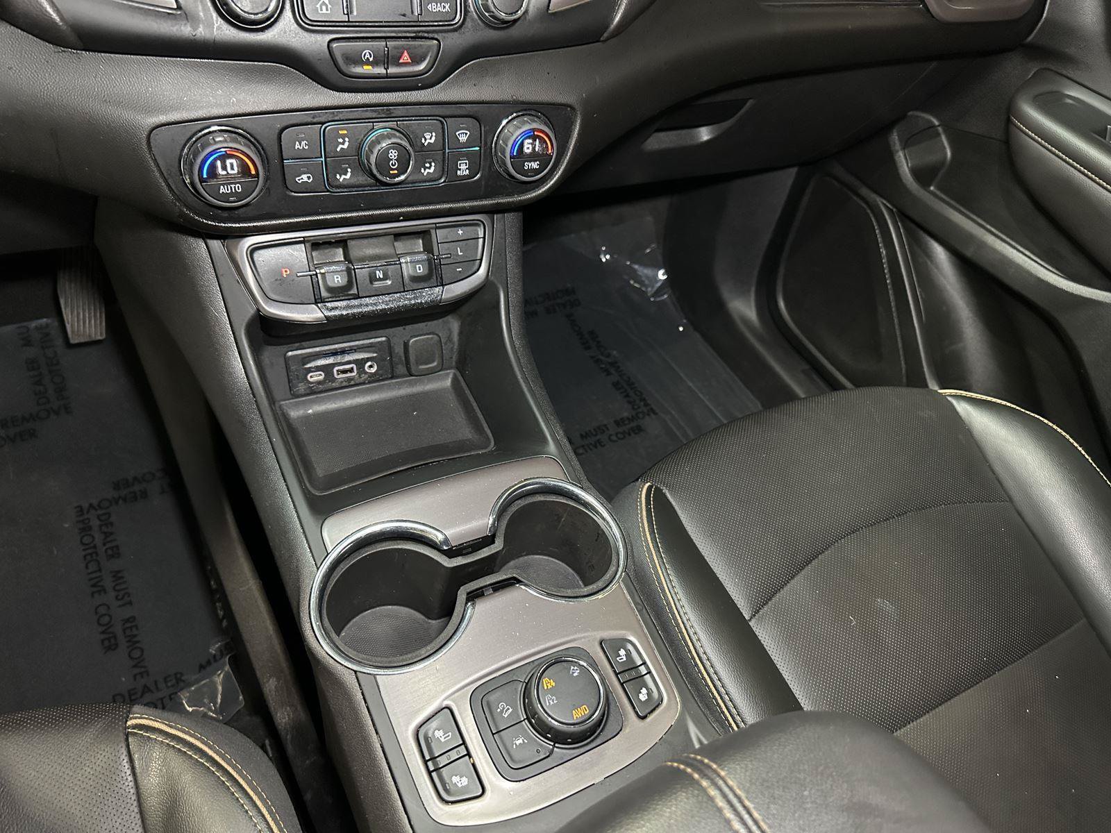 Used 2023 GMC Terrain AT4 AWD/4WD image 29