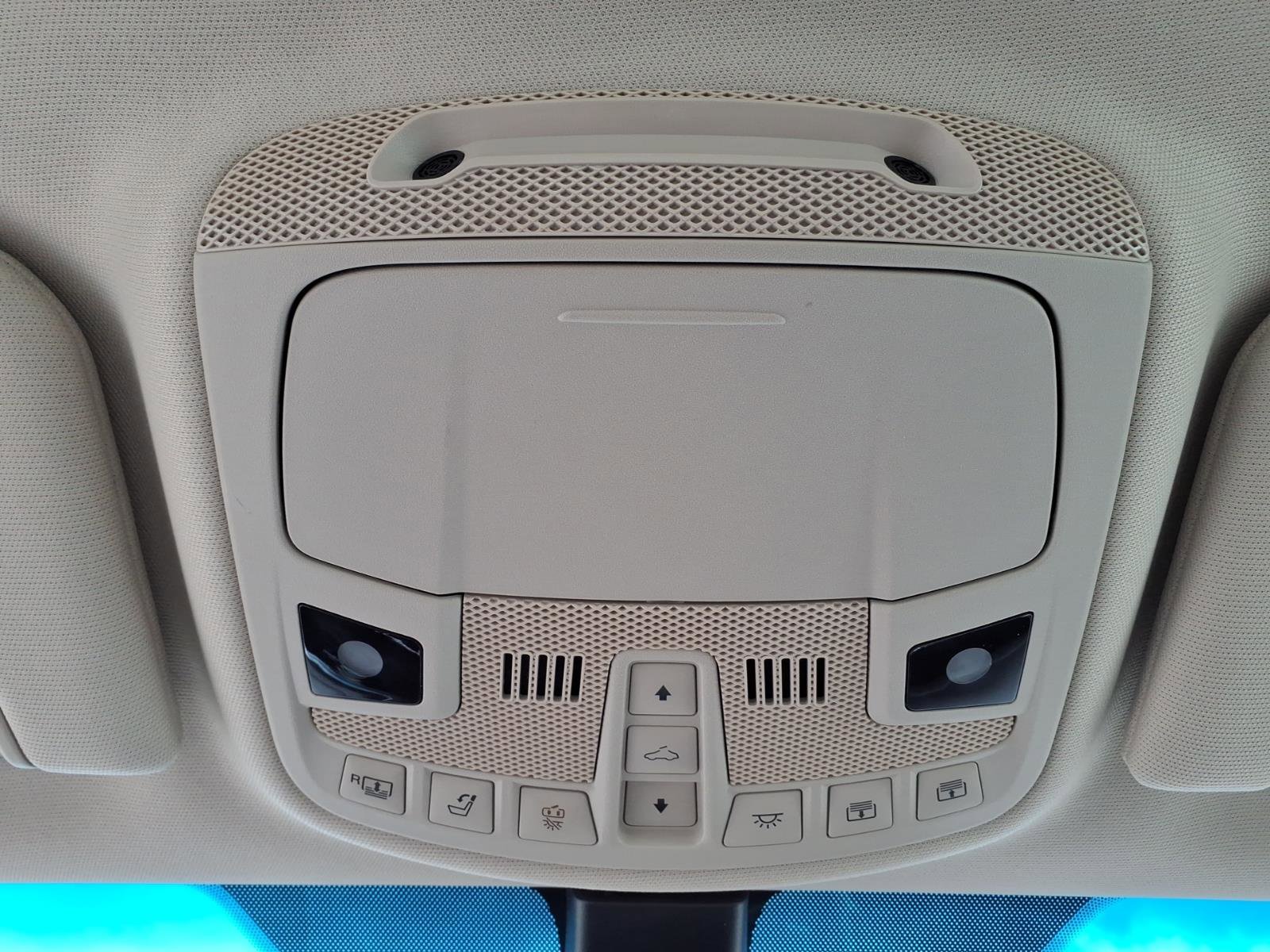 Used 2018 Lincoln Continental Reserve image 22