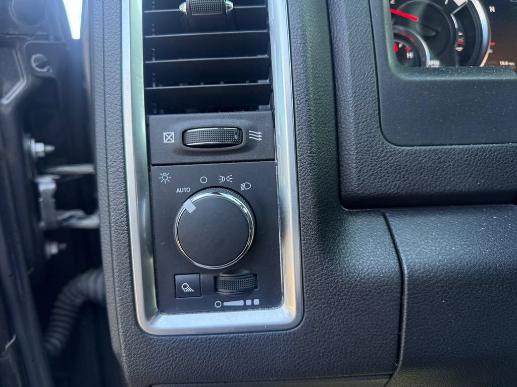 Used 2022 RAM 1500 Warlock w/ Electronics Group AWD/4WD image 19
