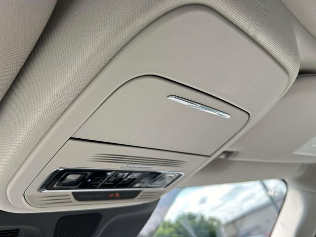 New 2025 Lincoln Navigator Reserve image 33