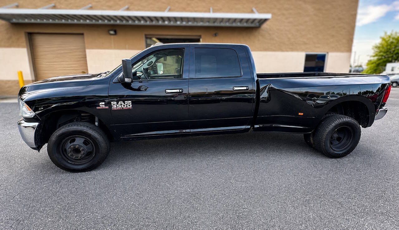 Used 2018 RAM 3500 SLT AWD/4WD image 6
