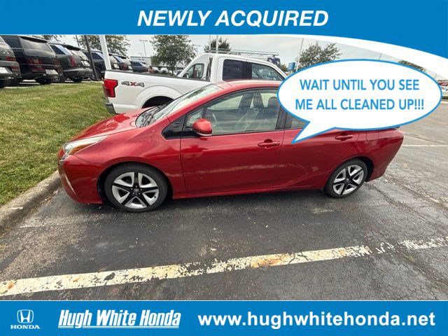 Used 2018 Toyota Prius Three Touring FWD image 1