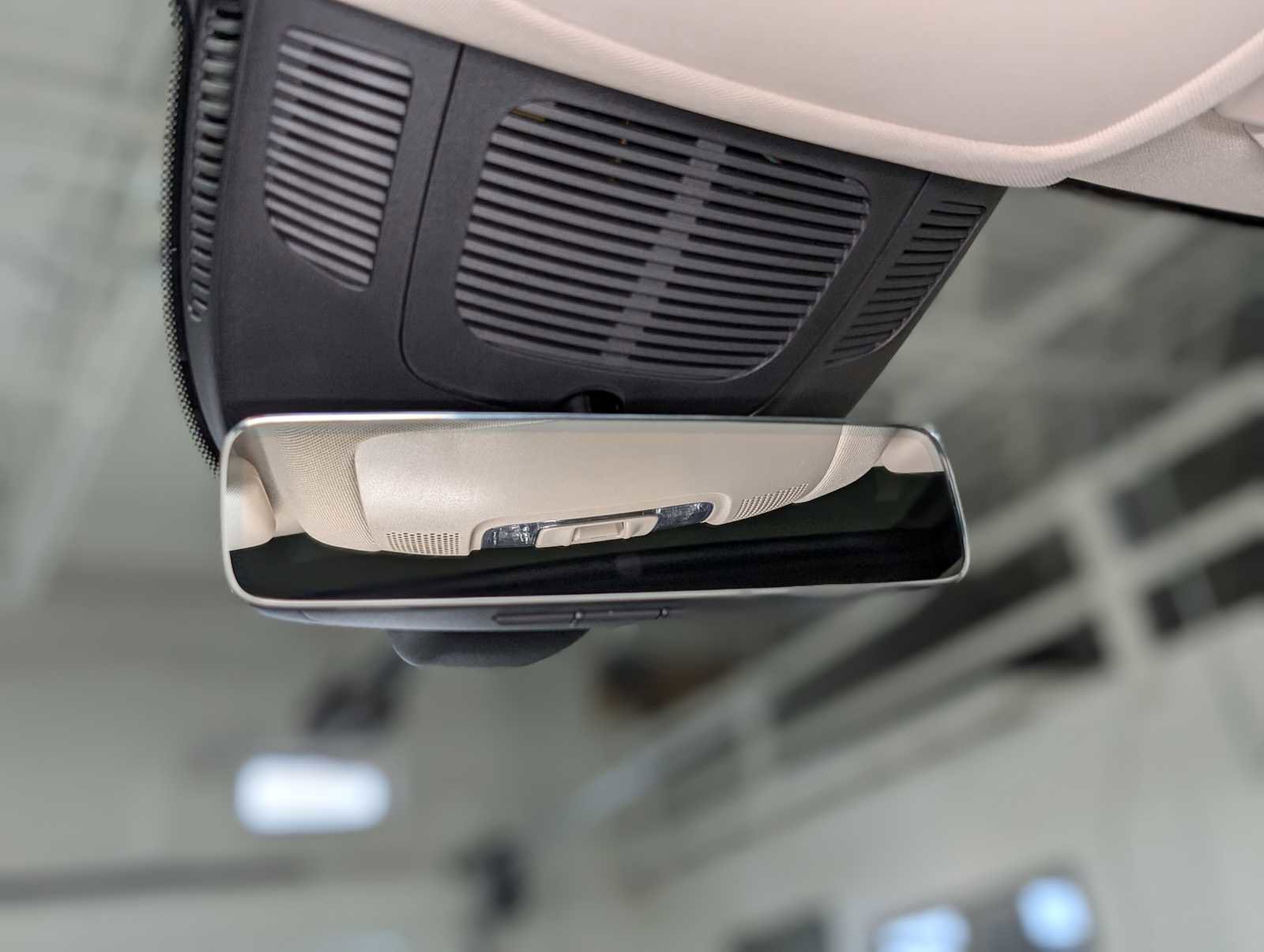 Certified 2026 Mercedes-Benz GLS 450 4MATIC image 33