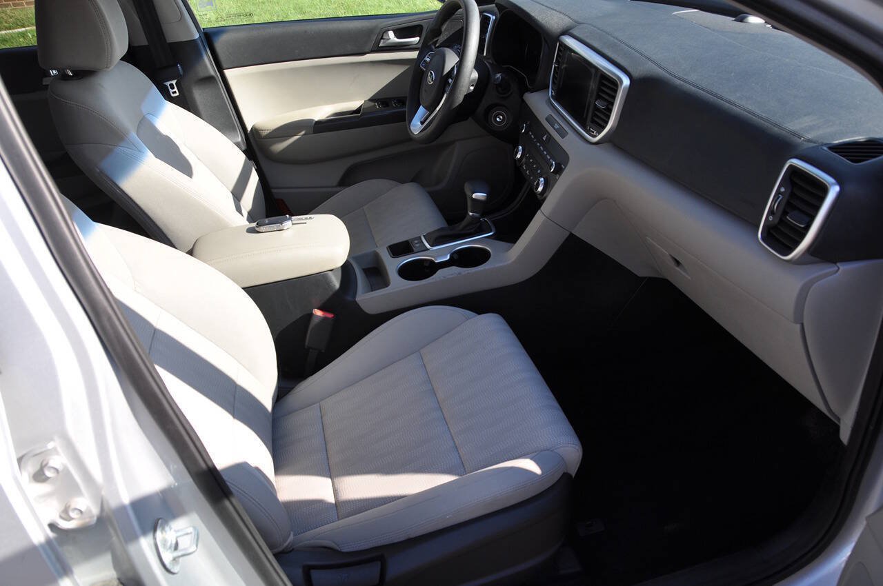 Used 2021 Kia Sportage LX FWD image 25