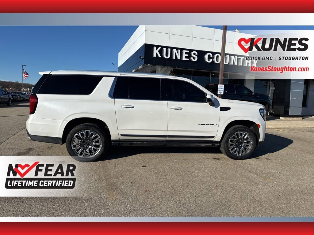 Used 2023 GMC Yukon XL Denali Ultimate image 13