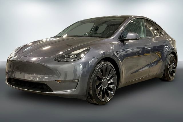 Used 2023 Tesla Model Y Performance image 3