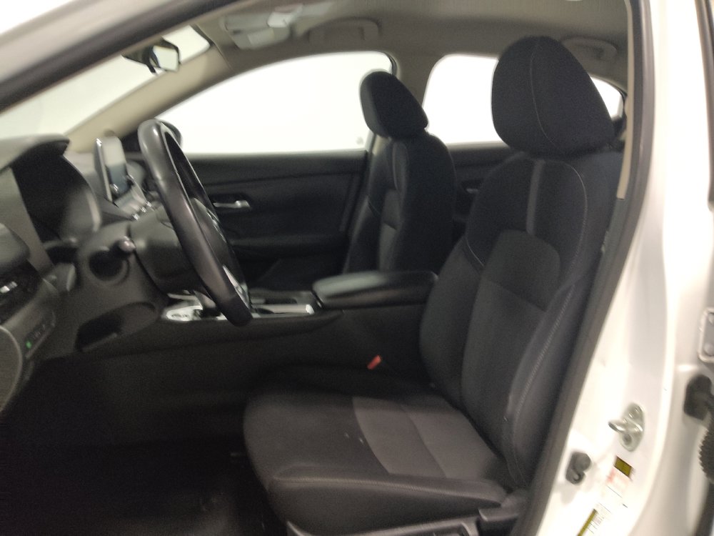 Used 2021 Nissan Sentra SV FWD image 17