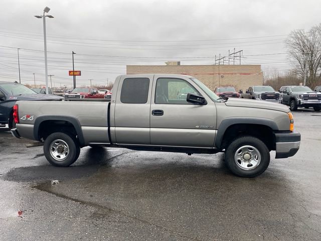 Used 2006 Chevrolet Silverado 2500 LS w/ Snow Plow Prep Package image 6