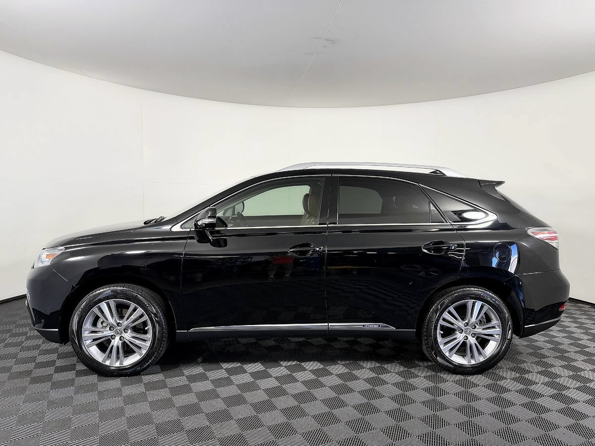 Used 2015 Lexus RX 450h AWD image 17