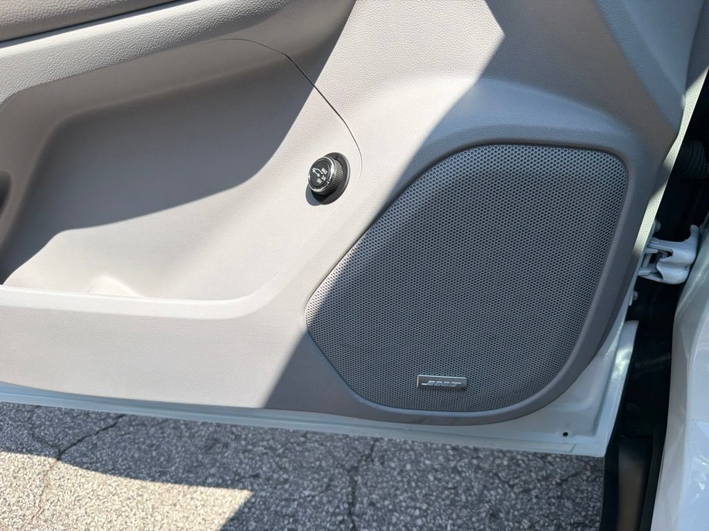 Used 2019 GMC Acadia SLT FWD image 13