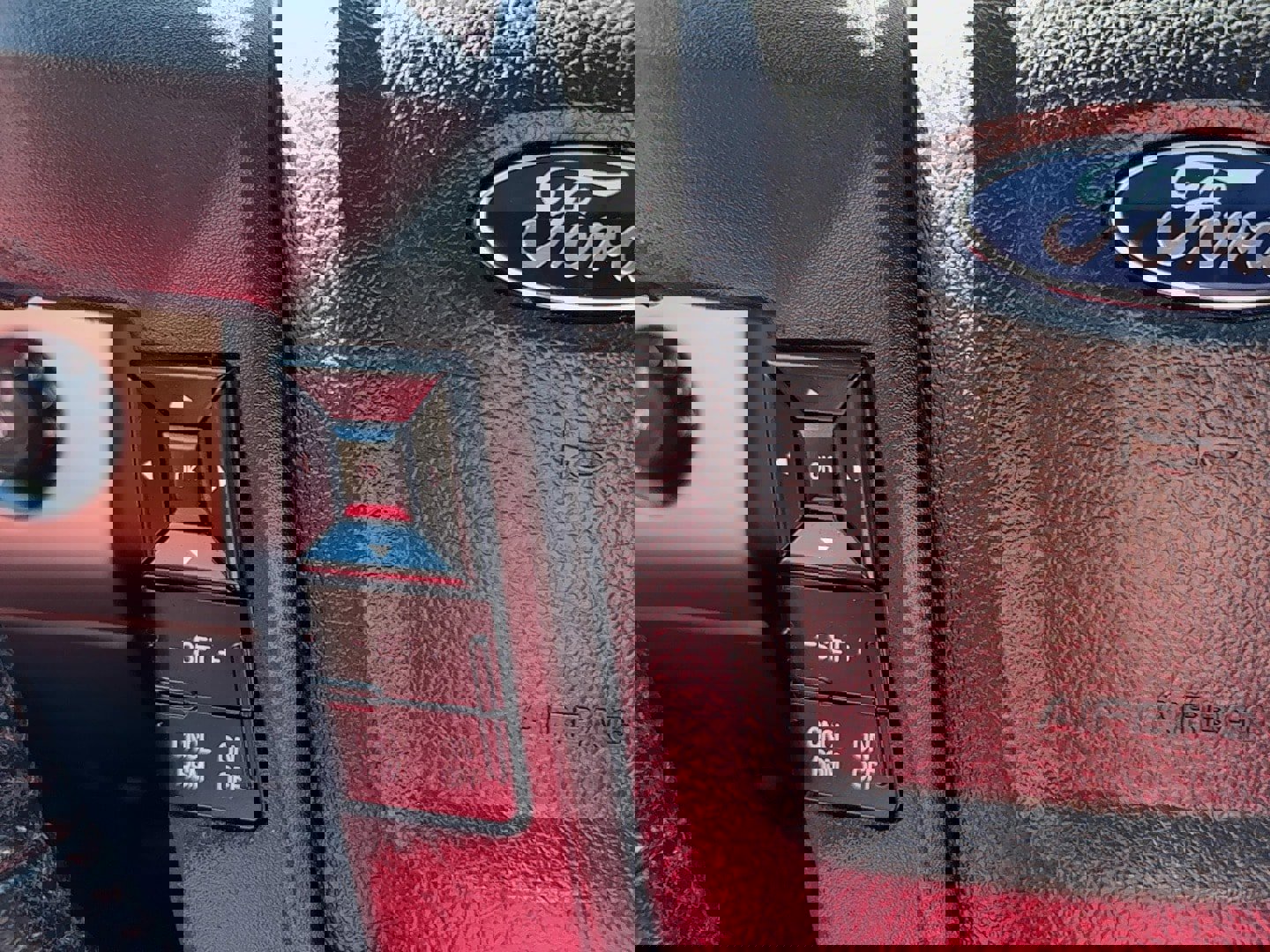 Used 2016 Ford Expedition EL XLT image 26