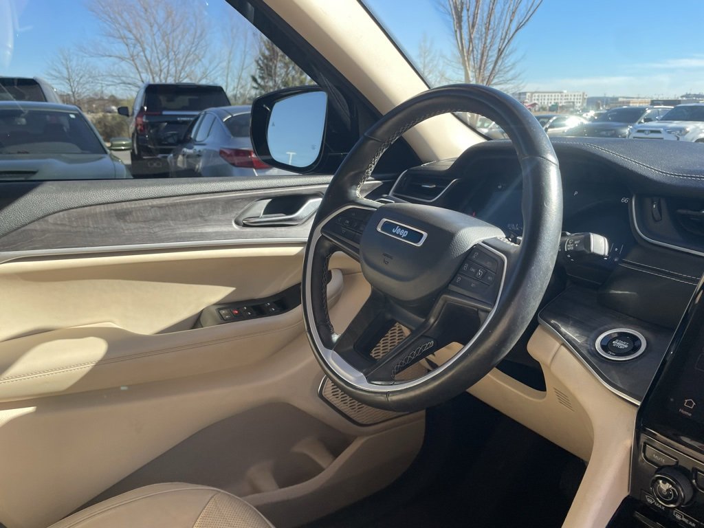 Used 2021 Jeep Grand Cherokee L Limited w/ Luxury Tech Group II image 29