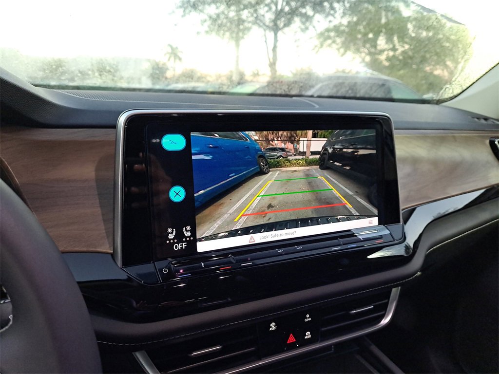 New 2026 Volkswagen Atlas SE image 10