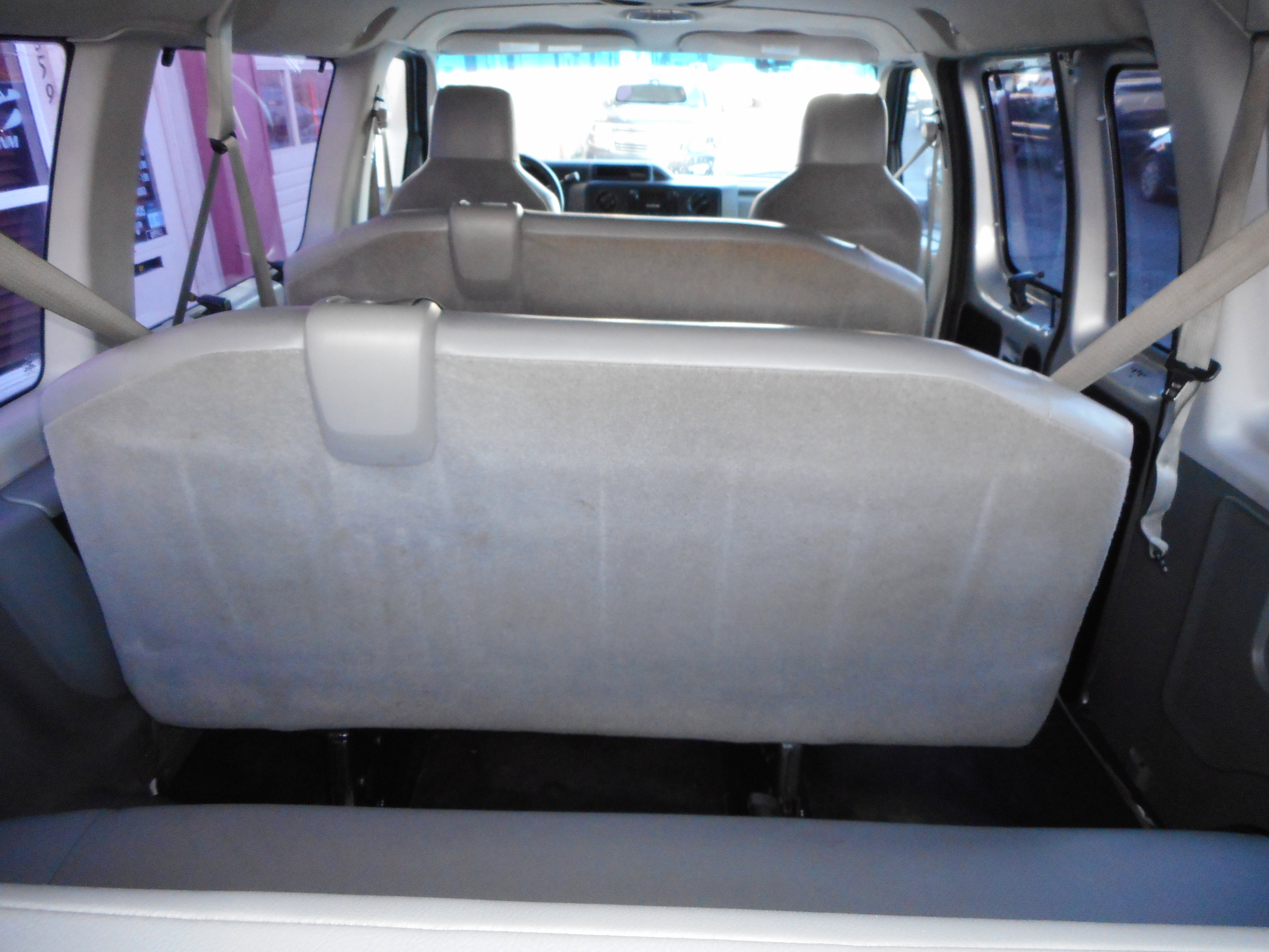 Used 2012 Ford E-350 and Econoline 350 XL w/ PWR Windows & Locks Group image 18