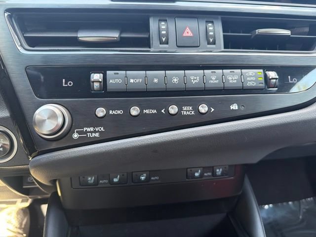 Certified 2025 Lexus ES 350 F Sport FWD image 17