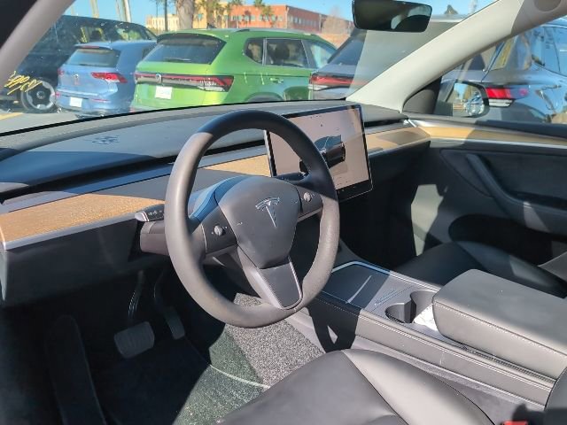 Used 2023 Tesla Model Y Long Range image 8