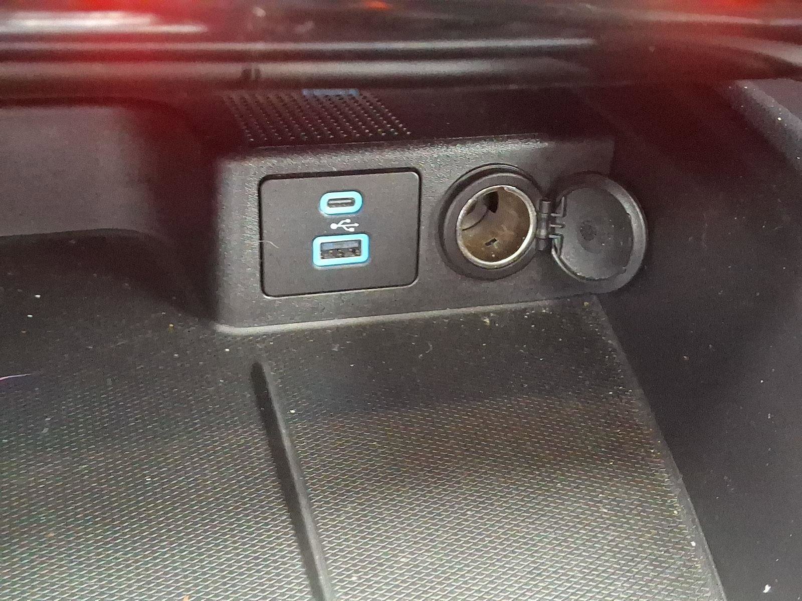 Certified 2022 Ford Escape SEL image 25