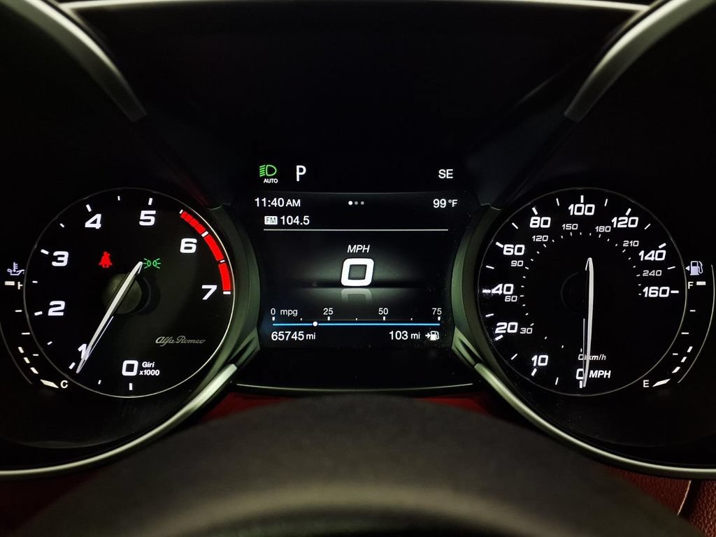 Used 2019 Alfa Romeo Giulia RWD image 18