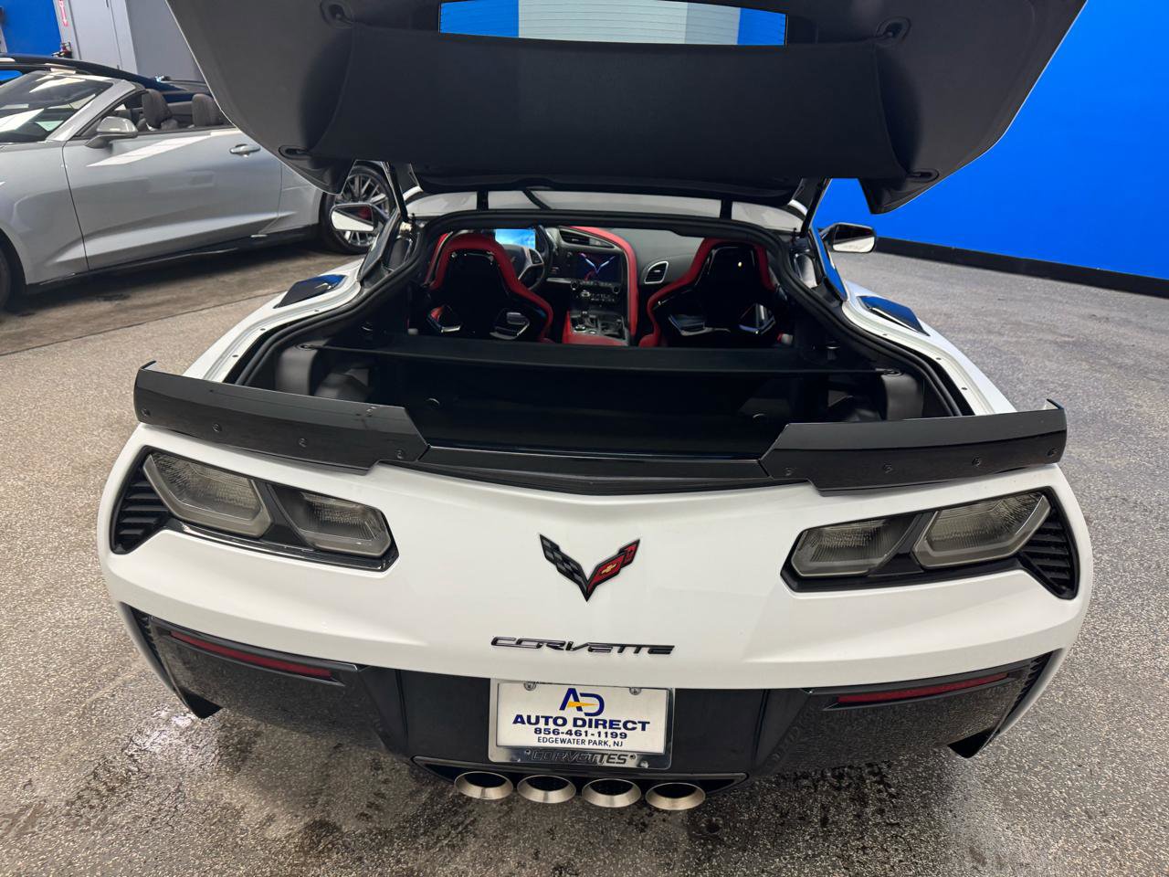 Used 2015 Chevrolet Corvette Z06 w/ 3LZ Preferred Equipment Group image 25