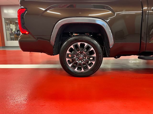 Used 2023 Toyota Tundra Limited AWD/4WD image 29