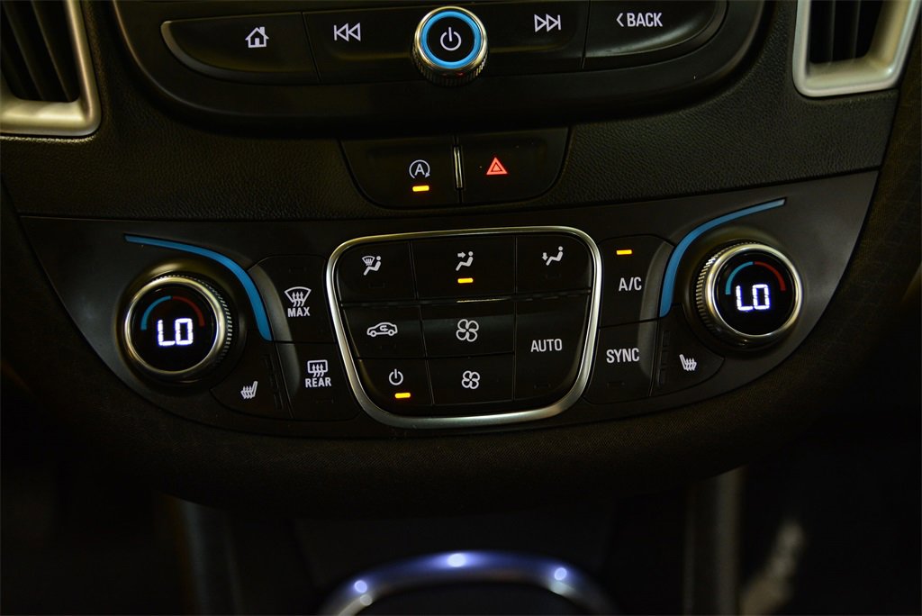Used 2022 Chevrolet Malibu LT image 22
