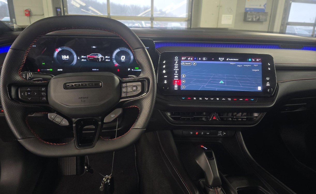 Used 2024 Dodge Charger Daytona Scat Pack w/ Plus Group AWD/4WD image 9